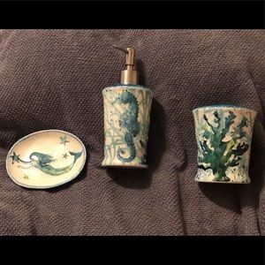 Blue Mermaid Cracker Barrel bath set